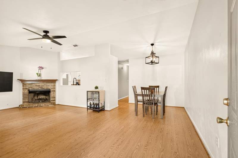 2 bedroom Townhouse at 230 Whetherbine Way, Breckenridge On Park, Tallahassee — photo 4