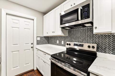 2912 Oakwood Drive, Tallahassee FL - photo 12 of 36