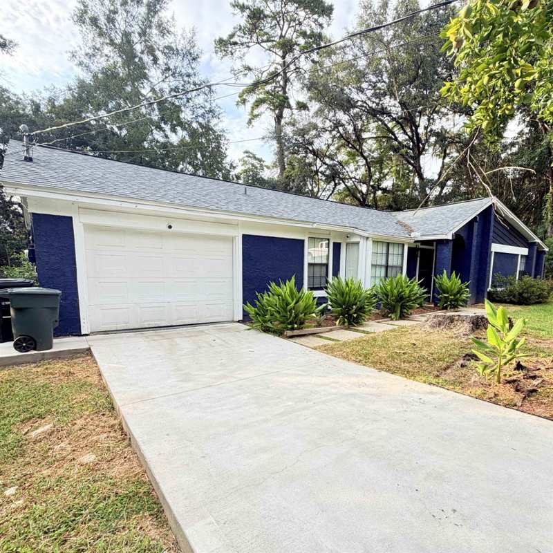 3 bedroom Detached at 2408 Poco Street, Missionwood, Tallahassee — photo 1
