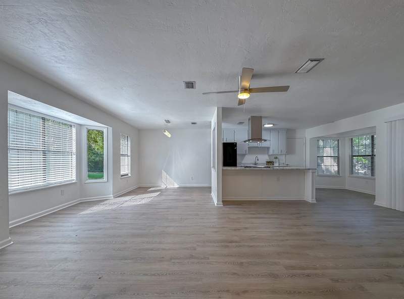 3 bedroom Detached at 2408 Poco Street, Missionwood, Tallahassee — photo 3