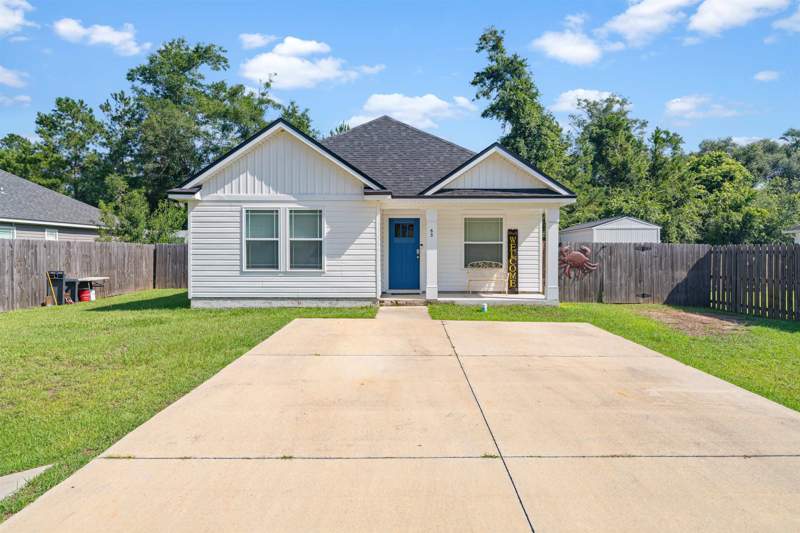 3 bedroom Detached at 63 John Mills Circle, Buckhorn Village, Sopchoppy — photo 2