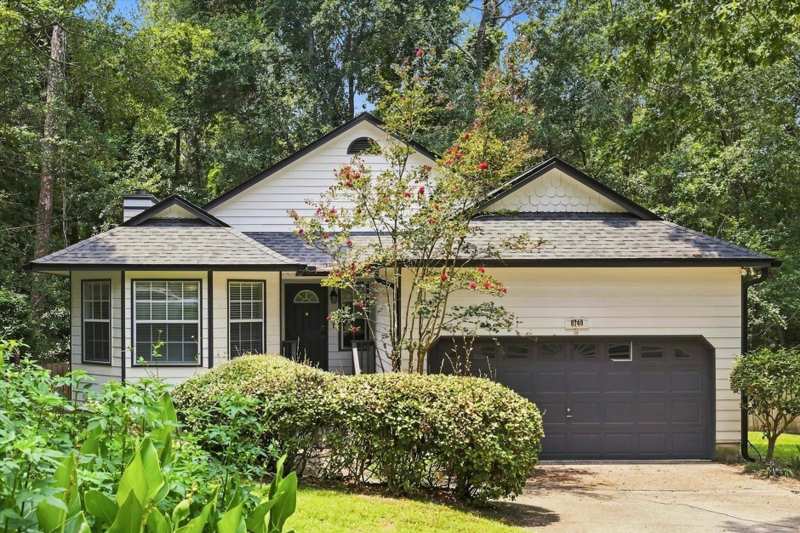 3 bedroom Detached at 8748 Minnow Creek Drive, Killearn Lakes 2, Tallahassee — photo 1