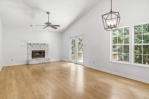 8748 Minnow Creek Drive, Tallahassee FL - photo 11 of 52