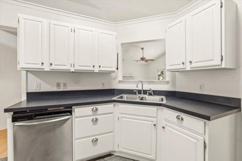 8748 Minnow Creek Drive, Tallahassee FL - photo 15 of 52