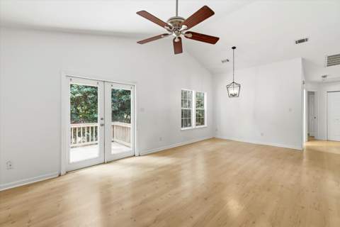 8748 Minnow Creek Drive, Tallahassee FL - photo 9 of 52