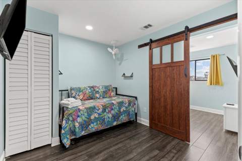 903 NW Avenue A, Carrabelle FL - photo 18 of 27