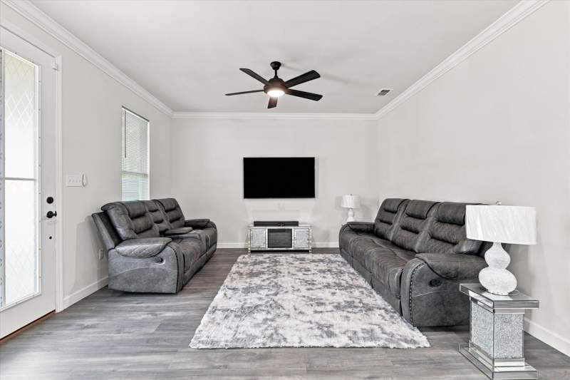 3 bedroom Detached at 24 Lm Street, Lake Ellen Proper, Crawfordville — photo 5
