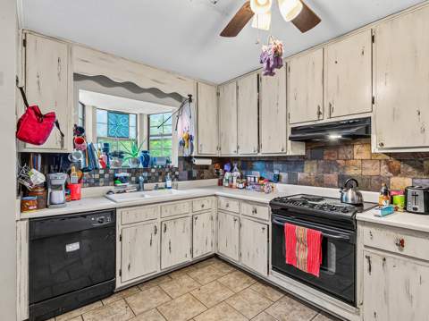 1301 Cross Creek Circle, Tallahassee FL - photo 13 of 42