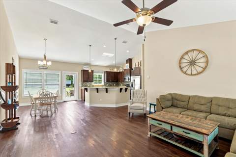206 Scenic Stream Circle, Crawfordville FL - photo 12 of 65