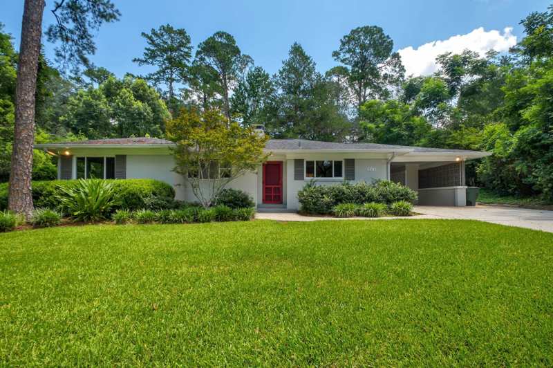 3 bedroom Detached at 2111 Lee Avenue, Betton Hill, Tallahassee — photo 1