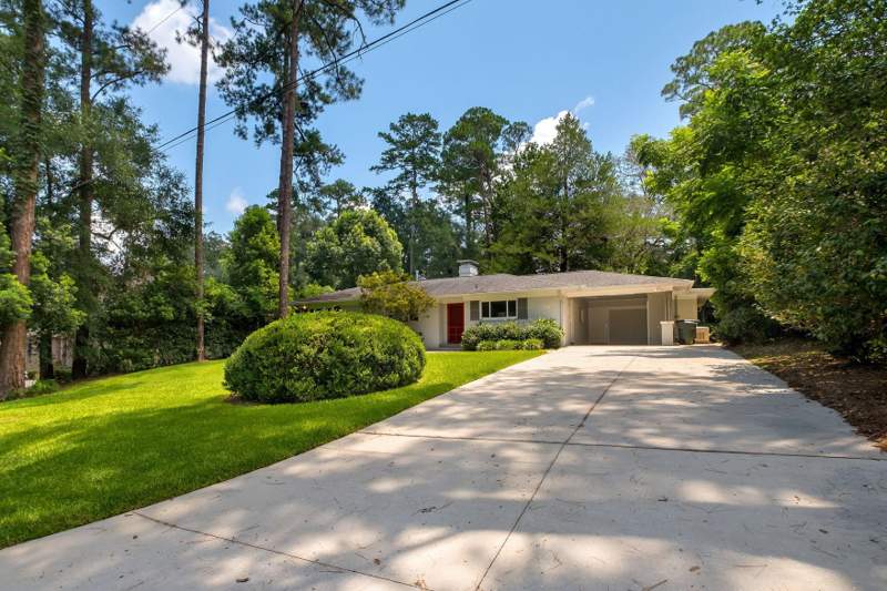 3 bedroom Detached at 2111 Lee Avenue, Betton Hill, Tallahassee — photo 2