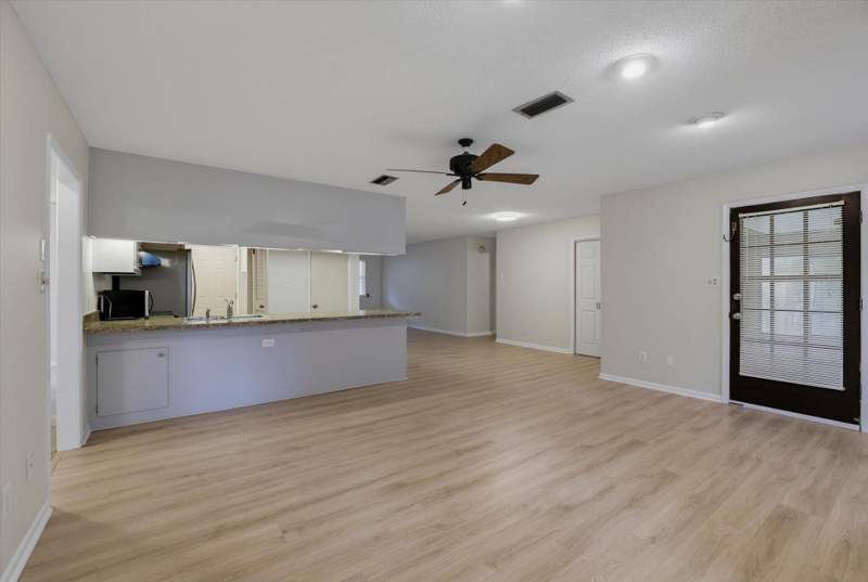 3 bedroom Detached at 2649 Nez Perce Trail, Appaloosa Run, Tallahassee — photo 2