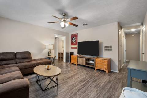 322 Meadowbrook Lane, Tallahassee FL - photo 13 of 37