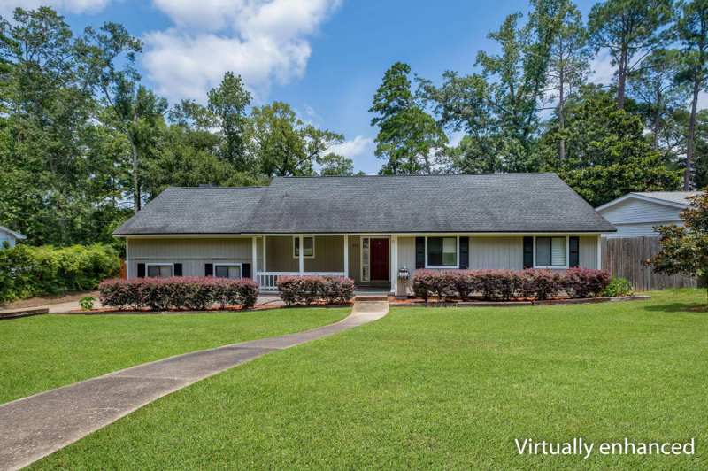 4 bedroom Detached at 910 Tamarack Avenue, Town & Country Park, Tallahassee — photo 1