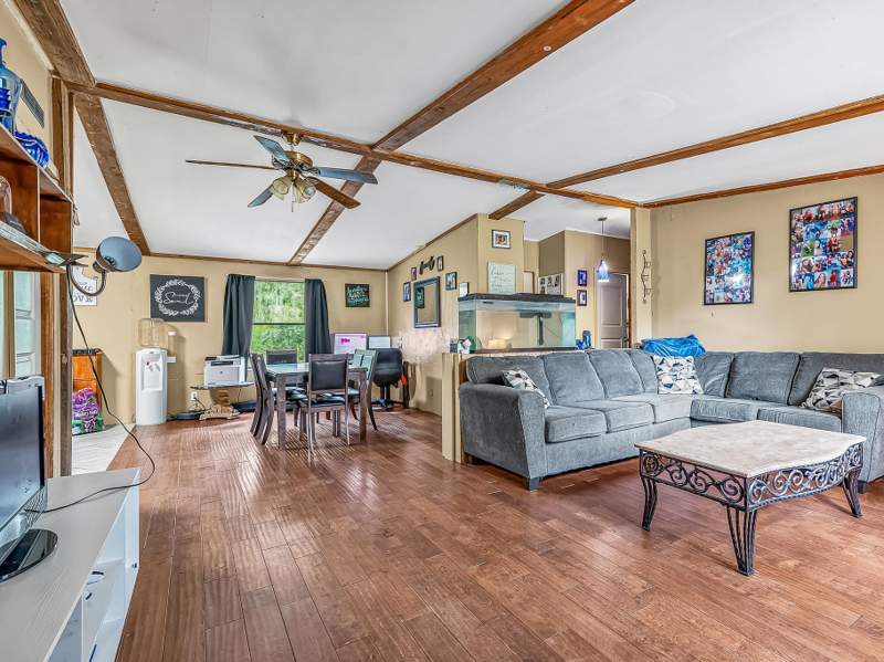 3 bedroom ManufacturedHome at 10 Lake Ellen Shores Drive, Lake Ellen Shores Phase 1, Crawfordville — photo 5