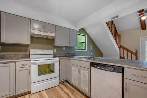 2104 Shangri La Lane, Tallahassee FL - photo 7 of 27