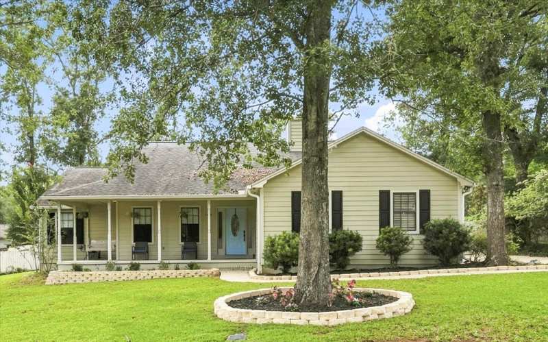 3 bedroom Detached at 1406 Avondale Way, Avondale, Tallahassee — photo 1