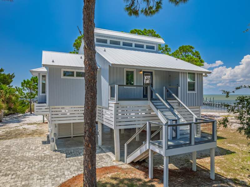 3 bedroom Detached at 2059 Turpentine Trail, Bay Cove Village, St George Islan — photo 4