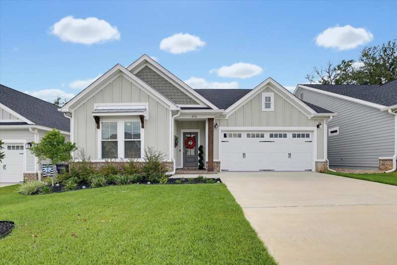 3 bedroom Detached at 270 Ursaline Street, FallsChase, Tallahassee — photo 1