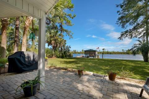 241 Rio Vista Drive, St Teresa FL - photo 8 of 41