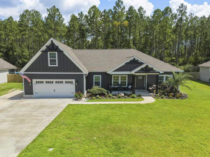 4 bedroom Detached at 66 Avondale Drive, Chadwick Estates, Crawfordville — photo 3