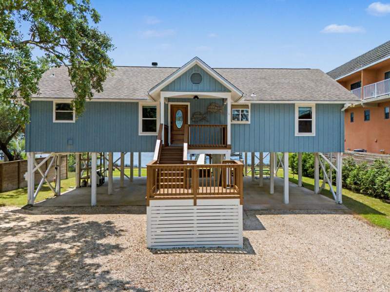 3 bedroom Detached at 2301 Surf Road, Tarpon Shores, Panacea — photo 2
