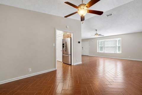 48 Leslie Anne Street, Crawfordville FL - photo 6 of 52