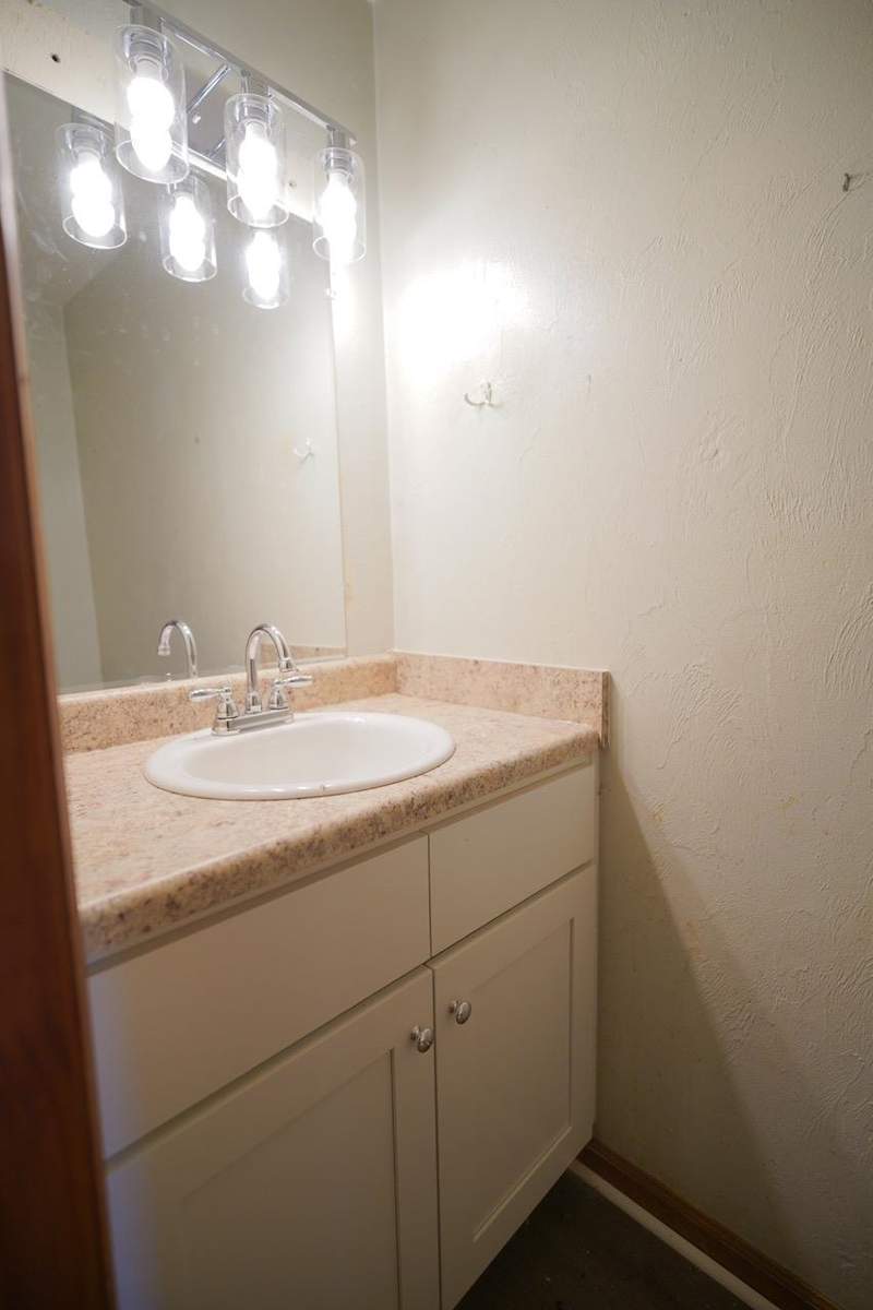 2 bedroom Townhouse at 1800 Jackson Bluff Road, Indian Oaks West, Tallahassee — photo 4