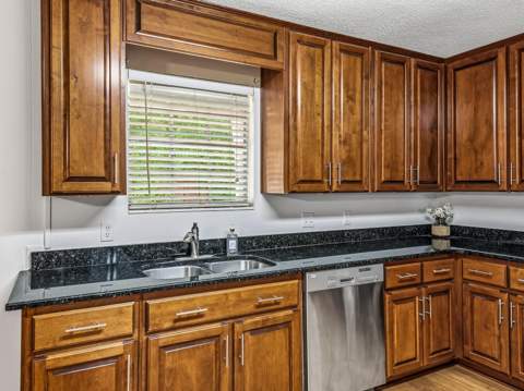 1633 Hedgefield Court, Tallahassee FL - photo 22 of 48