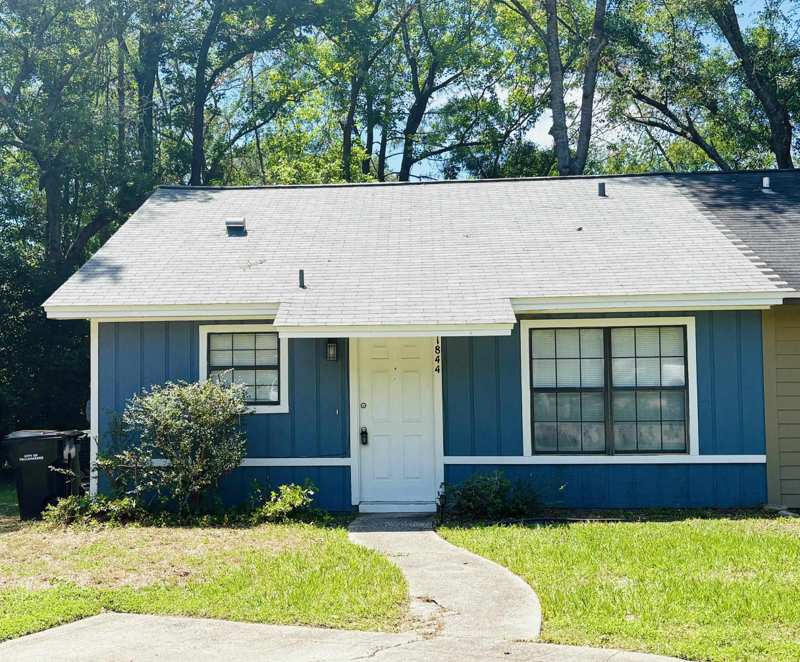 2 bedroom Townhouse at 1844 Meriadoc Court, Tharpe Street Village, Tallahassee — photo 1