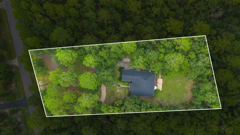4 bedroom Detached at 9531 Starhawk Drive, Chemonie Crossing III, Tallahassee — photo 5