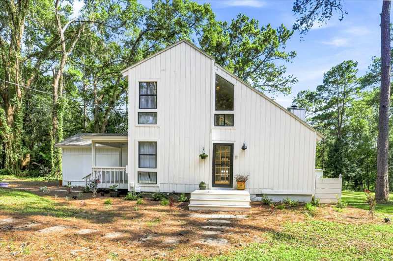 4 bedroom Detached at 4352 Charles Samuel Drive, Coble Farms Unrec, Tallahassee — photo 1