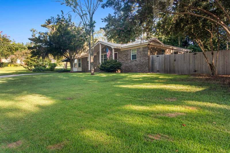 3 bedroom Detached at 1728 Paula Dr Drive, Gwynndale, Tallahassee — photo 3