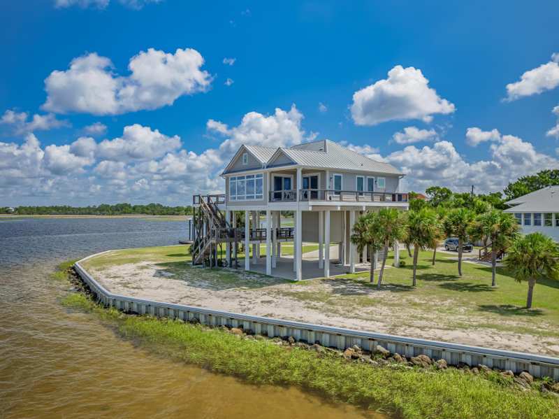 3 bedroom Detached at 1649 Shell Point Road, Outlaw Subdivision (lots1&2), Crawfordville — photo 1