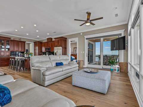 1649 Shell Point Road, Crawfordville FL - photo 10 of 61