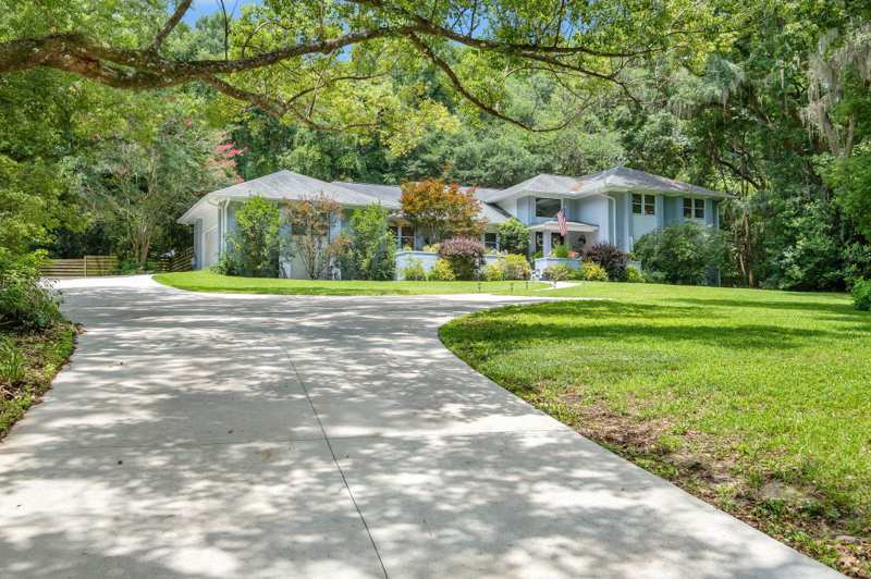 5 bedroom Detached at 3332 Charleston Road, Whitfield Plantation, Tallahassee — photo 1