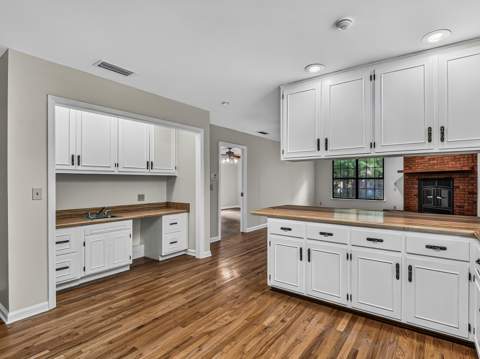 4074 Riverwood Road, Tallahassee FL - photo 13 of 54