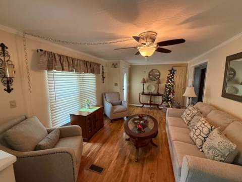 210 Whispering Pines Drive, Tallahassee FL - photo 8 of 21