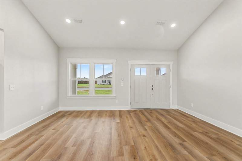 4 bedroom Detached at 19 Shelby Drive, Palmetto, Crawfordville — photo 5