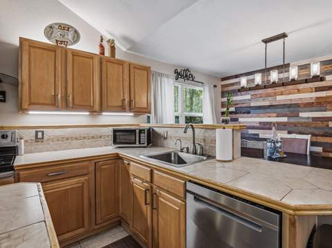 8372 Chickasaw Trail, Tallahassee FL - photo 12 of 44
