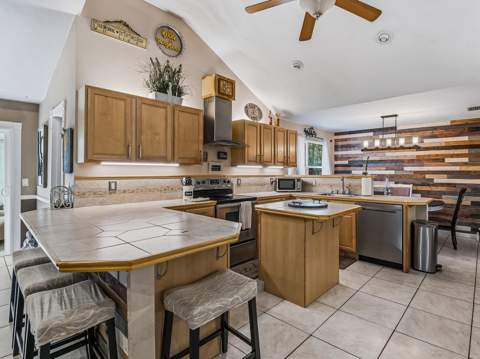 8372 Chickasaw Trail, Tallahassee FL - photo 13 of 44