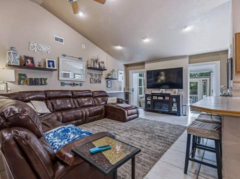 8372 Chickasaw Trail, Tallahassee FL - photo 6 of 44