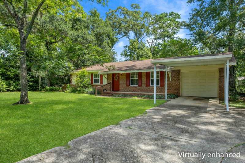 3 bedroom Detached at 2003 Old Bainbridge Road, Town N Country Park, Tallahassee — photo 1