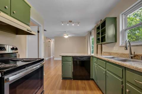 2003 Old Bainbridge Road, Tallahassee FL - photo 17 of 36