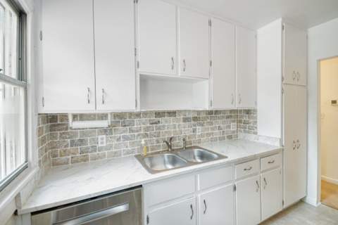 1553 Yancey Street, Tallahassee FL - photo 10 of 35