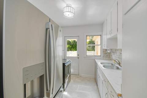 1553 Yancey Street, Tallahassee FL - photo 11 of 35
