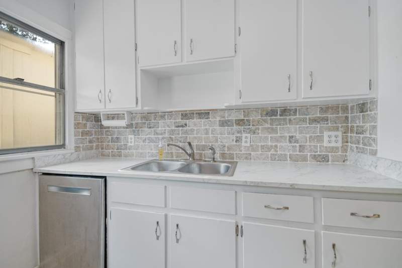 3 bedroom Detached at 1553 Yancey Street, Circle Beautiful, Tallahassee — photo 3