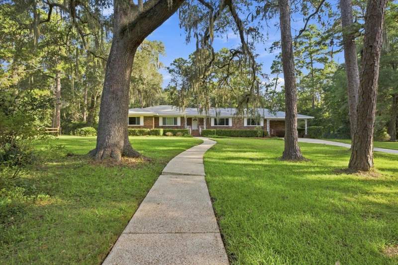 4 bedroom Detached at 2010 Olivia Drive, Glenwood Estates, Tallahassee — photo 3