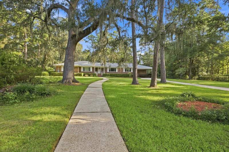 4 bedroom Detached at 2010 Olivia Drive, Glenwood Estates, Tallahassee — photo 4