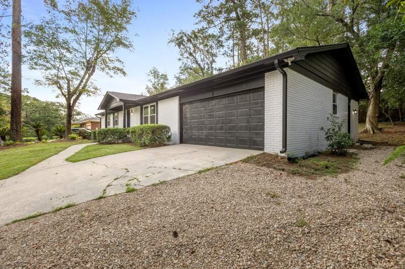 3 bedroom Detached at 1421 Oldfield Drive, Woodgate, Tallahassee — photo 2